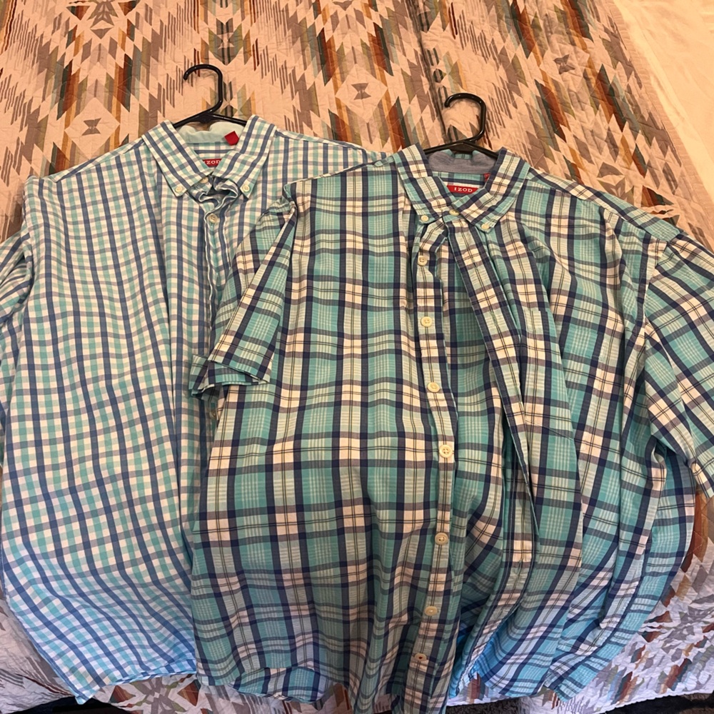 Izod Blue and Green Casual Button Down Shirt